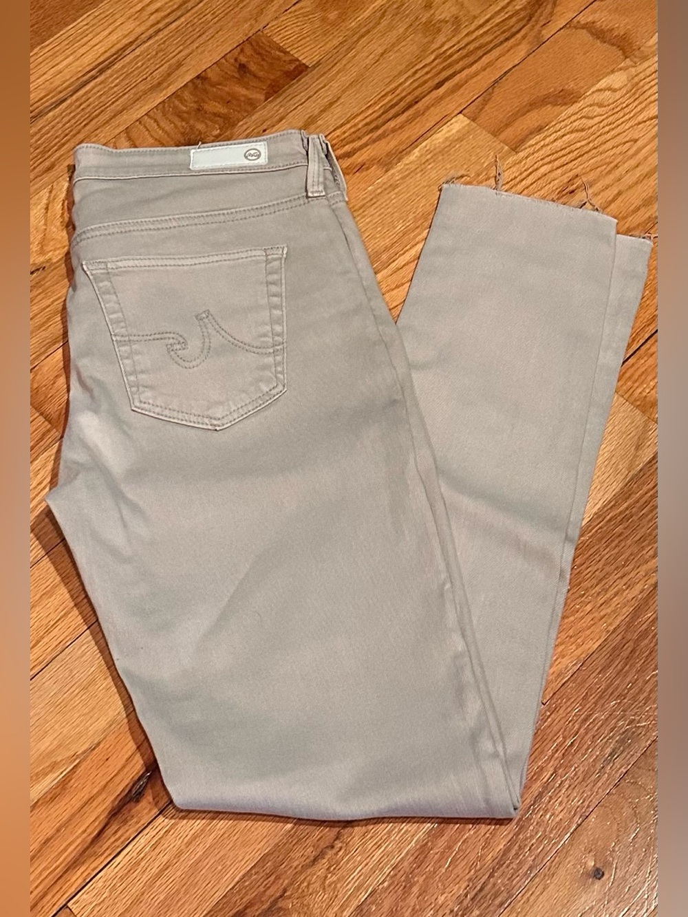 Ag Adriano Goldschmied Straight Leg Jeans in Light Gray.New!!!